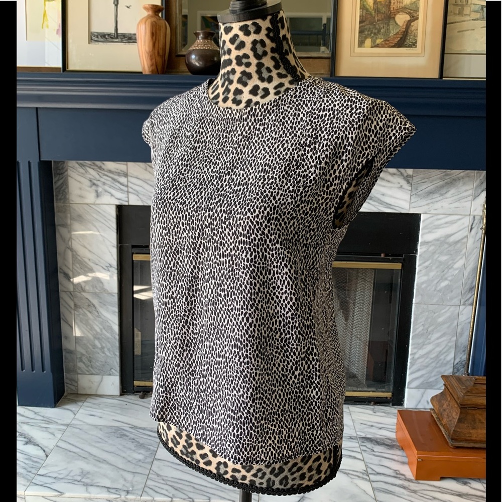 100% silk Theory blouse, excellent condition.